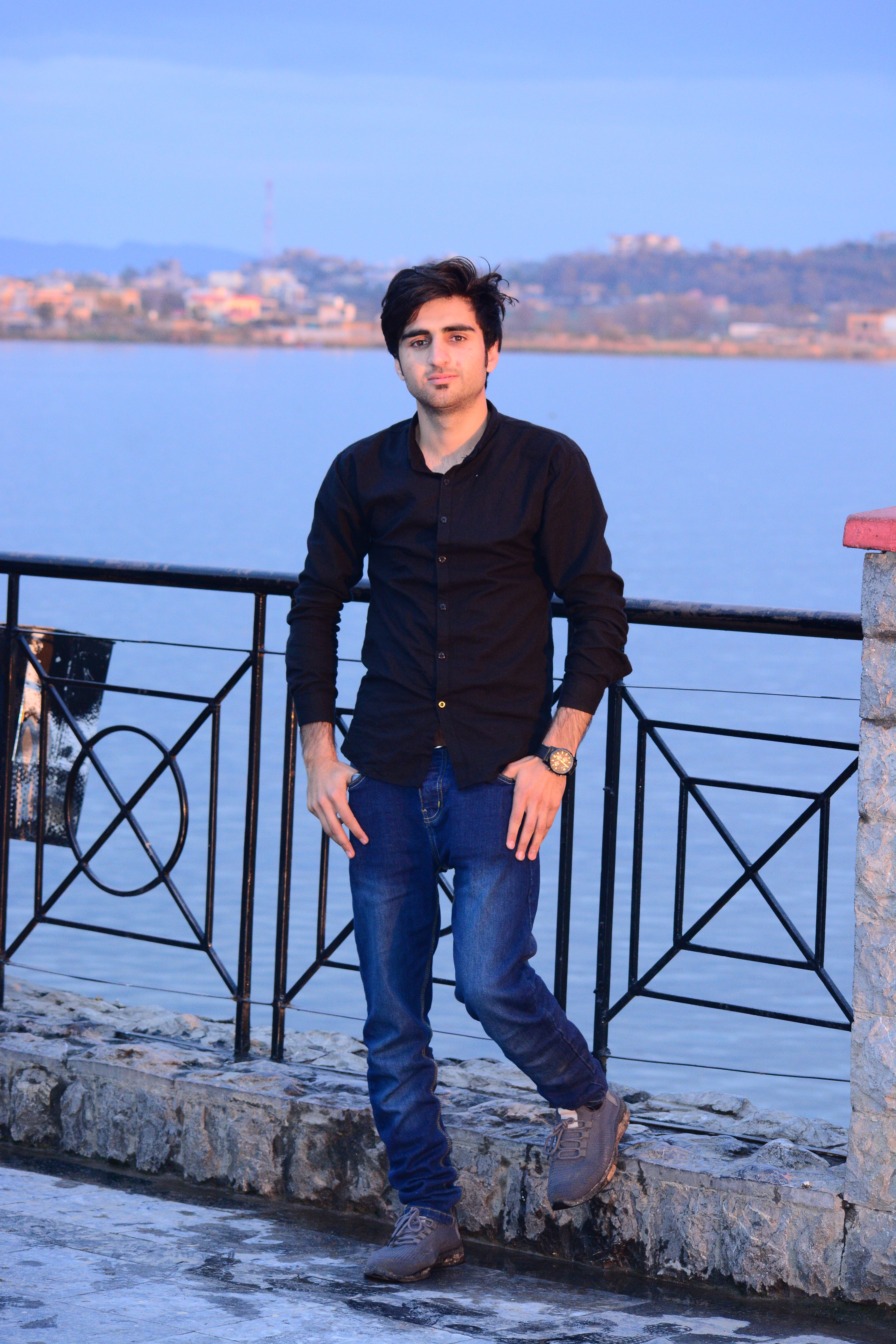 This is me Shuaib Khan